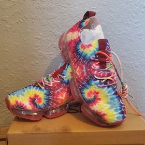 La Sheelah Tie Dye Sneakers
